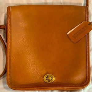 Coach vintage cognac crossbody bag